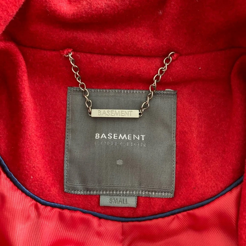 Coat - Picture 2 of 5